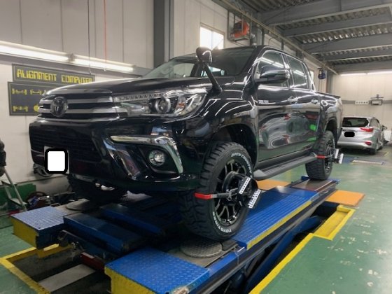 車種：ハイラックス